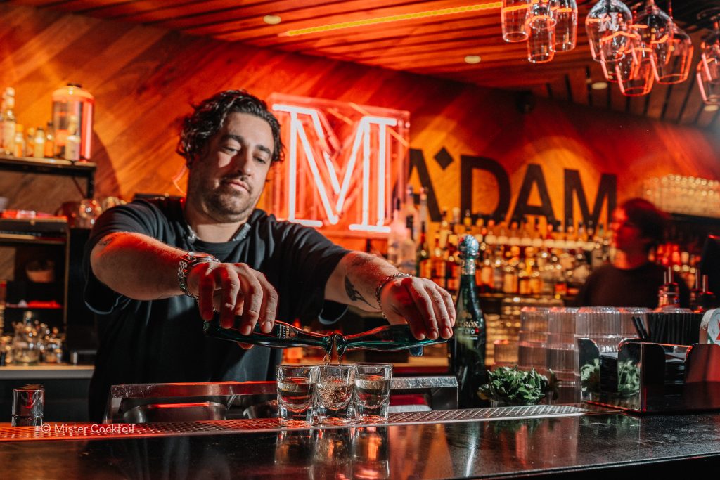 Best 5 clubs Amsterdam Patrón El Alto Tequila Mister Cocktail Albert van Beeck Calkoen, Zum Barbarossa, Supper, Jimmy Woo, Madam, Tuftuf club